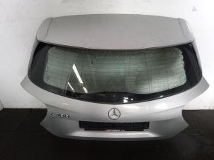 Gebrauchte Heckklappe Mercedes A (W176) 1.6 A-180 16V Preis € 514,25 Mit Mehrwertsteuer angeboten von Autohandel Didier