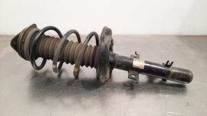 Used Front shock absorber, right Nissan Qashqai (J11) 1.5 dCi 115 Price € 96,80 Inclusive VAT offered by Autohandel Didier