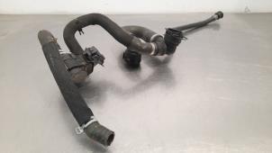Used Additional water pump Mercedes B (W247) 2.0 B-200d Price € 42,35 Inclusive VAT offered by Autohandel Didier