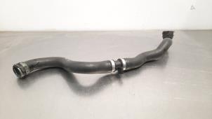 Used Radiator hose Mercedes B (W247) 2.0 B-200d Price € 24,20 Inclusive VAT offered by Autohandel Didier