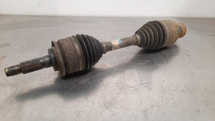Drivaxel, höger fram från en Ford Ranger 2.0 EcoBlue 16V 4x4 2020