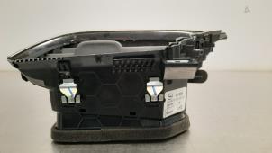 Usados Rejilla de aire de salpicadero Opel Corsa F (UB/UH/UP) 1.2 Turbo 12V 100 Precio de solicitud ofrecido por Autohandel Didier