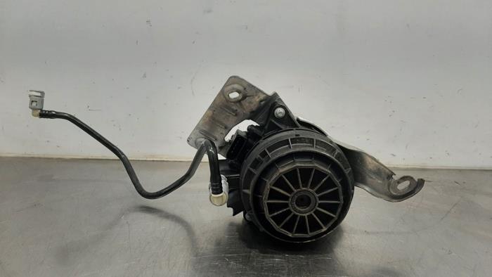Fuel filter from a Mercedes-Benz B (W247) 2.0 B-200d 2022