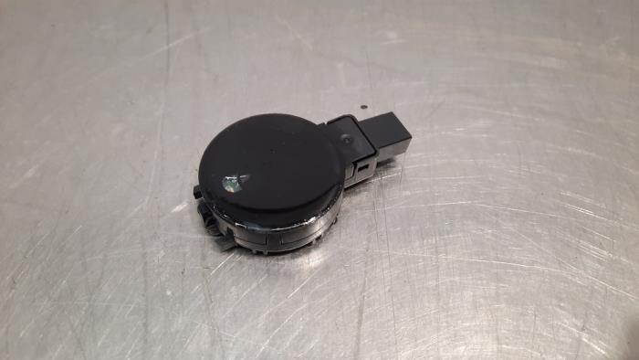 Begagnade Regnsensor Ford Usa Mustang VI Convertible 2.3 EcoBoost 16V Pris € 18,15 Inklusive moms erbjuds av Autohandel Didier
