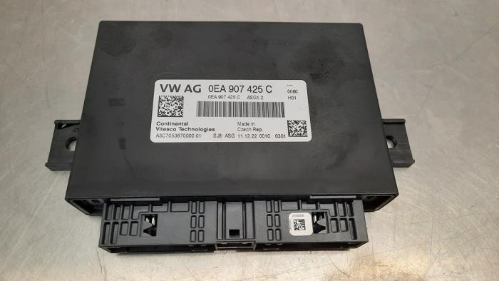 Engine management computer from a Volkswagen ID.3 (E11/E12) Pro S 77 kWh 2023