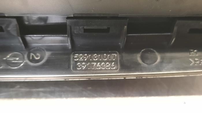 Klimabedienteil van een Opel Corsa F (UB/UH/UP) 1.2 12V 75 2022