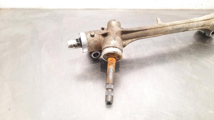 Steering box from a Toyota Corolla Touring Sport (E21/EH1) 1.8 16V Hybrid 2022