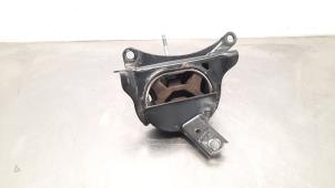 Used Gearbox mount Toyota Corolla Touring Sport (E21/EH1) 1.8 16V Hybrid Price on request offered by Autohandel Didier