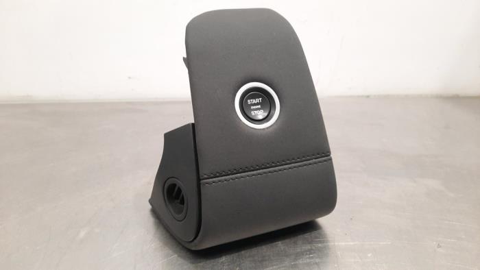 Używane Przelacznik Start/Stop Landrover Discovery Sport (LC) 2.0 TD4 150 16V Cena € 24,20 Z VAT oferowane przez Autohandel Didier