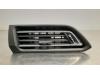 Dashboard vent from a Peugeot 308 SW (L4/L9/LC/LJ/LR), 2014 / 2021 1.5 BlueHDi 130, Combi/o, 4-dr, Diesel, 1.499cc, 96kW (131pk), FWD, DV5RC; YHZ, 2017-06 / 2021-06, LCYHZ 2019