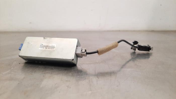 Antenna Amplifier from a Toyota Corolla Touring Sport (E21/EH1) 1.8 16V Hybrid 2022