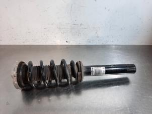 Used Front shock absorber, right Volvo XC60 II (UZ) 2.0 D3 16V Price € 127,05 Inclusive VAT offered by Autohandel Didier