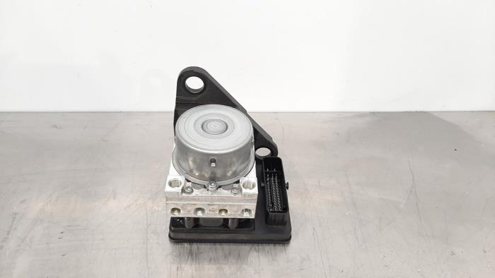 Begagnade ABS-pump Volkswagen ID.3 (E11/E12) Pro S 77 kWh Pris € 296,45 Inklusive moms erbjuds av Autohandel Didier