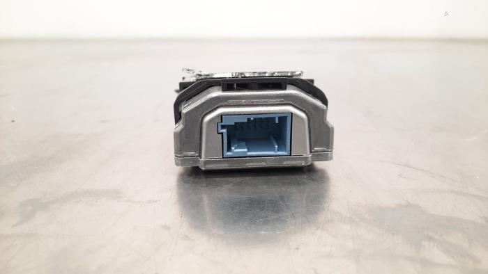Front camera from a Opel Grandland/Grandland X 1.2 Turbo 12V 2022
