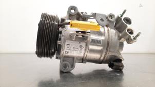 Używane Pompa klimatyzacji Opel Grandland/Grandland X 1.2 Turbo 12V Cena € 260,15 Z VAT oferowane przez Autohandel Didier