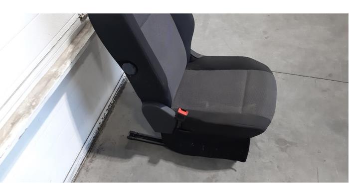 Fotel lewy z Opel Combo Cargo 1.5 CDTI 100 2020