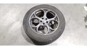 Usagé Jante + pneu d'hiver Alfa Romeo Stelvio (949) 2.0 T 16V Q4 Prix € 193,60 Prix TTC proposé par Autohandel Didier