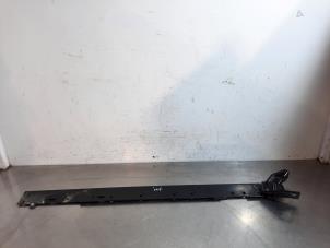 Used Radiator bar Fiat Fiorino (225) 1.3 D 16V Multijet Price on request offered by Autohandel Didier