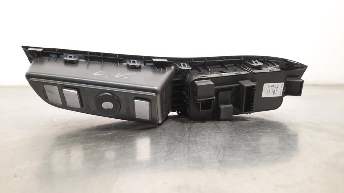 Usados Interruptor combinado de ventanillas MG ZS 1.5 VTi 16V Precio € 42,35 IVA incluido ofrecido por Autohandel Didier