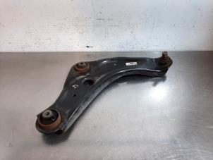 Used Front wishbone, right Nissan Qashqai (J11) 1.2 DIG-T 16V Price € 66,55 Inclusive VAT offered by Autohandel Didier