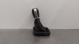 Used Gear stick Volkswagen Touran (5T1) 1.6 TDI SCR BlueMotion Technology Price on request offered by Autohandel Didier