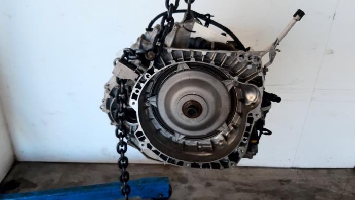 Gearbox from a Mercedes-Benz A (177.0) 1.3 A-200 Turbo 16V 2018