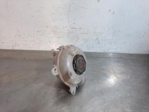 Used Expansion vessel Volkswagen T-Roc 2.0 TDI 150 4Motion 16V Price € 18,15 Inclusive VAT offered by Autohandel Didier