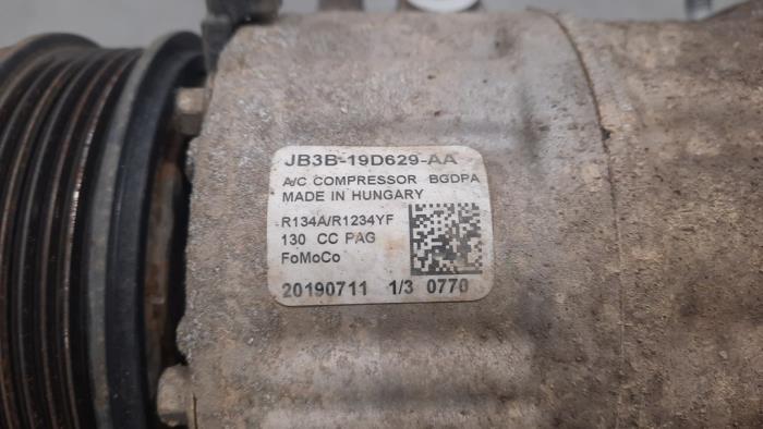 Luftkonditioneringspump från en Ford Ranger 2.0 EcoBlue 16V 4x4 2020