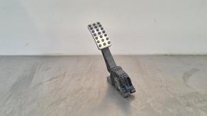 Used Accelerator pedal Mercedes CLA (118.3) 1.3 CLA-250 e Turbo 16V Price € 60,50 Inclusive VAT offered by Autohandel Didier