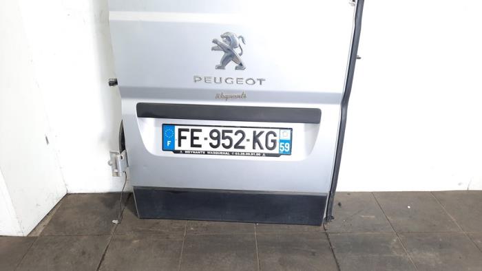Portière arrière camionnette d'un Peugeot Boxer (U9) 2.0 BlueHDi 130 2019