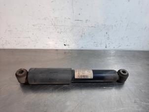 Used Rear shock absorber, right Dacia Lodgy (JS) 1.2 TCE 16V Price € 42,35 Inclusive VAT offered by Autohandel Didier