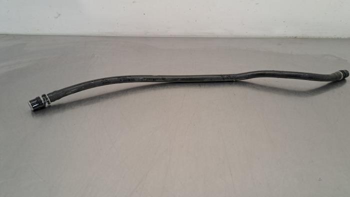 Fuel line from a BMW X5 (F15) xDrive 30d 3.0 24V 2016