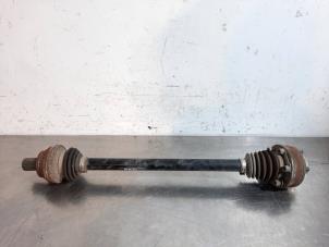 Used Drive shaft, rear left Volkswagen T-Roc 2.0 TDI 150 4Motion 16V Price € 163,35 Inclusive VAT offered by Autohandel Didier