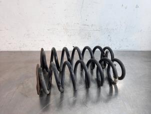 Used Rear coil spring Volkswagen T-Roc 2.0 TDI 150 4Motion 16V Price € 66,55 Inclusive VAT offered by Autohandel Didier