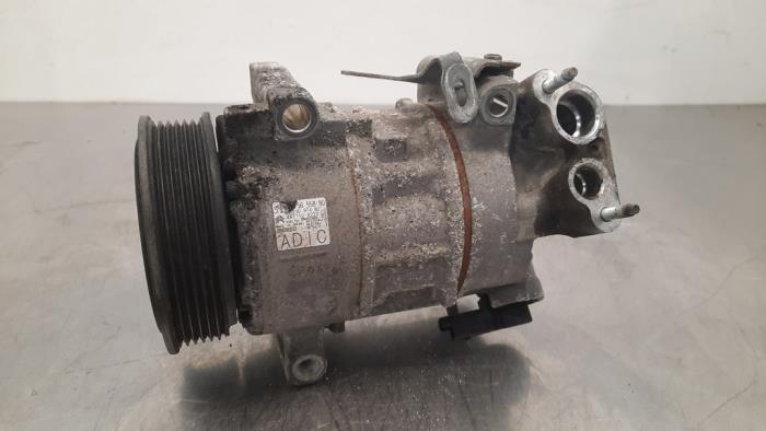 Usagé Compresseur de clim Opel Grandland (X) 1.6 CDTi 120 Prix € 133,10 Prix TTC proposé par Autohandel Didier