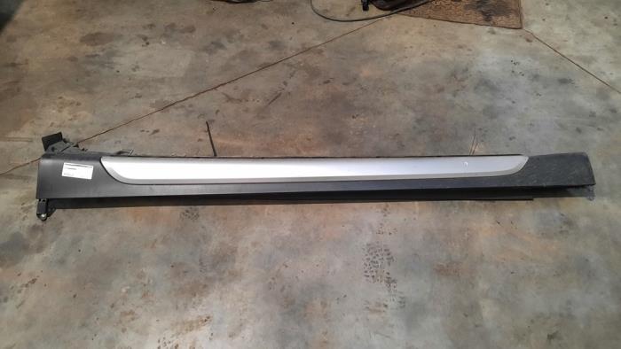 Door sill left from a BMW X5 (F15) xDrive 30d 3.0 24V 2016