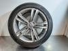Wheel + tyre from a Volkswagen T-Roc, 2017 2.0 TDI 150 4Motion 16V, SUV, Diesel, 1.968cc, 110kW (150pk), 4x4, DFFA; DTTC; DTTA, 2020-11 2019