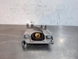 Used Gearbox mount Dacia Lodgy (JS) 1.2 TCE 16V Price € 36,30 Inclusive VAT offered by Autohandel Didier