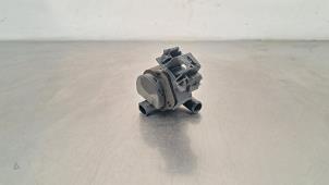 Used Additional water pump Mercedes A (177.0) 2.0 A-180d Price € 36,30 Inclusive VAT offered by Autohandel Didier