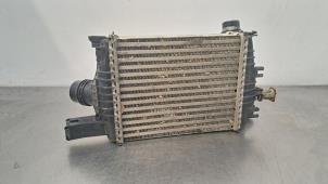 Used Intercooler Renault Captur (2R) 1.5 Energy dCi 90 FAP Price € 66,55 Inclusive VAT offered by Autohandel Didier