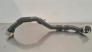 Used Intercooler tube Renault Captur (2R) 1.5 Energy dCi 90 FAP Price € 42,35 Inclusive VAT offered by Autohandel Didier