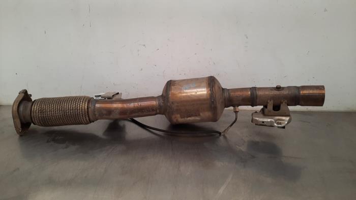 Used Front pipe + catalyst Mercedes GLB (247.6) 2.0 GLB-200d Price € 399,30 Inclusive VAT offered by Autohandel Didier