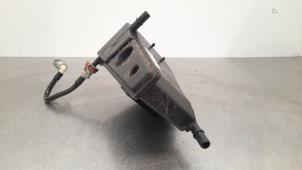 Used Carbon filter Mercedes A (177.0) 1.3 A-200 Turbo 16V Price € 127,05 Inclusive VAT offered by Autohandel Didier
