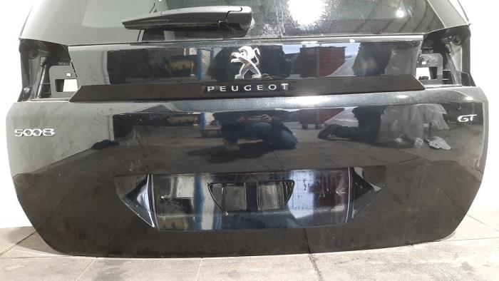 Tailgate from a Peugeot 5008 II (M4/MC/MJ/MR) 1.2 12V e-THP PureTech 130 2022