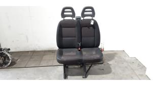 Używane Fotel prawy Peugeot Boxer (U9) 2.0 BlueHDi 130 Cena € 193,60 Z VAT oferowane przez Autohandel Didier