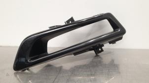 Used Fog light cover plate, right Landrover Discovery Sport (LC) 2.0 TD4 150 16V Price € 30,25 Inclusive VAT offered by Autohandel Didier