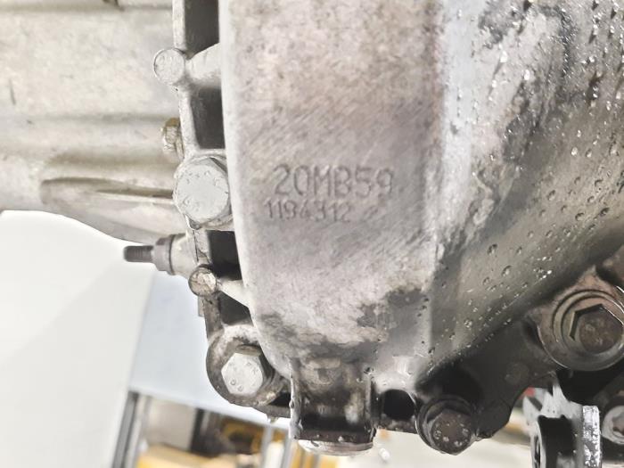 Gearbox from a Peugeot 5008 II (M4/MC/MJ/MR) 1.5 BlueHDi 130 2019