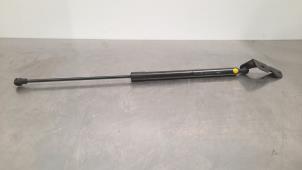 Used Rear gas strut, right Peugeot 308 SW (F4/FC/FR) 1.2 12V PureTech 130 Price € 24,20 Inclusive VAT offered by Autohandel Didier