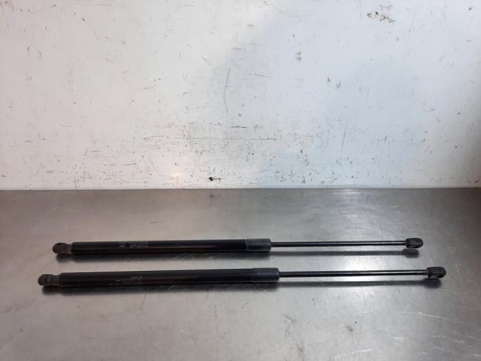 Set of gas struts for boot from a Peugeot 5008 II (M4/MC/MJ/MR) 1.5 BlueHDi 130 2019
