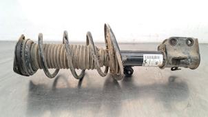 Used Front shock absorber, right Peugeot 208 II (UB/UH/UP) 1.5 BlueHDi 100 Price € 133,10 Inclusive VAT offered by Autohandel Didier